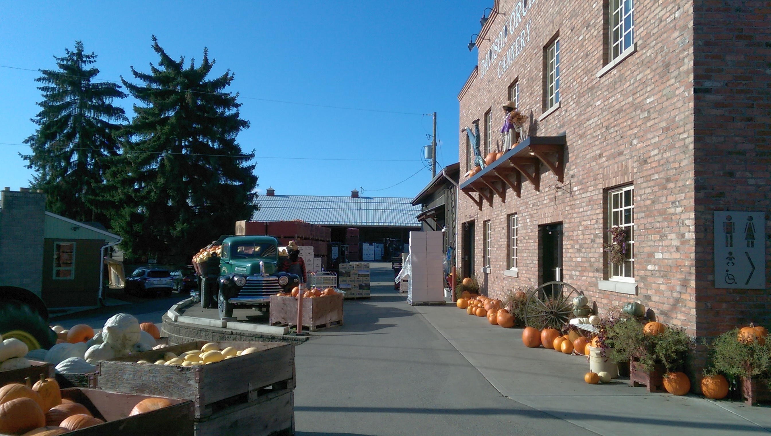 Davidson Orchards Cannery
